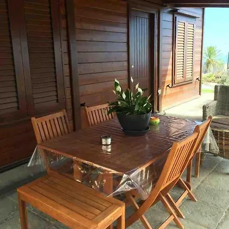 Casa de Férias Acogedora Casa De Madera Con Piscina Güimar