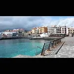 Hébergement de vacances Acogedora Casa De Madera Con Piscina Güimar
