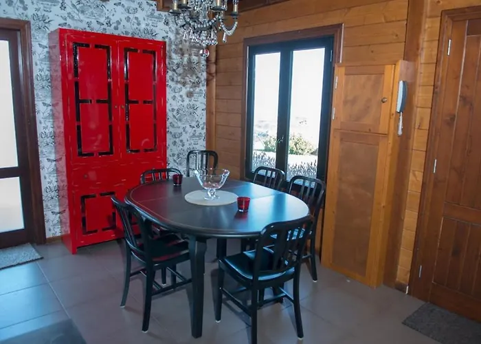 Acogedora Casa De Madera Con Piscina Prázdninový dům *