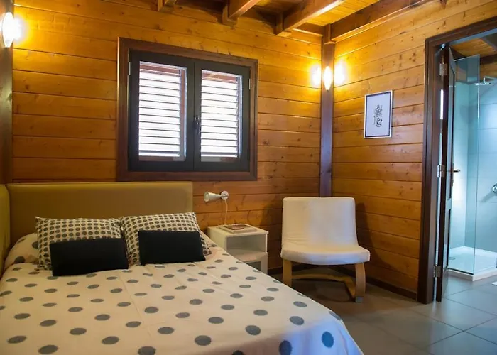 Semesterbostad Acogedora Casa De Madera Con Piscina Güimar