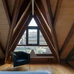 Acogedora Casa De Madera Con Piscina בית נופש *