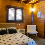 בית נופש Acogedora Casa De Madera Con Piscina Güimar
