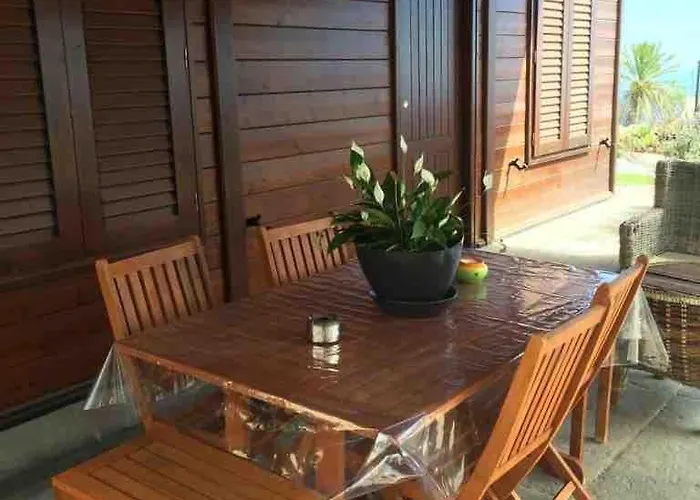 Сasa de vacaciones Acogedora Casa De Madera Con Piscina Güímar