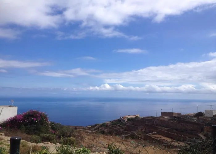 Acogedora Casa De Madera Con Piscina Сasa de vacaciones *